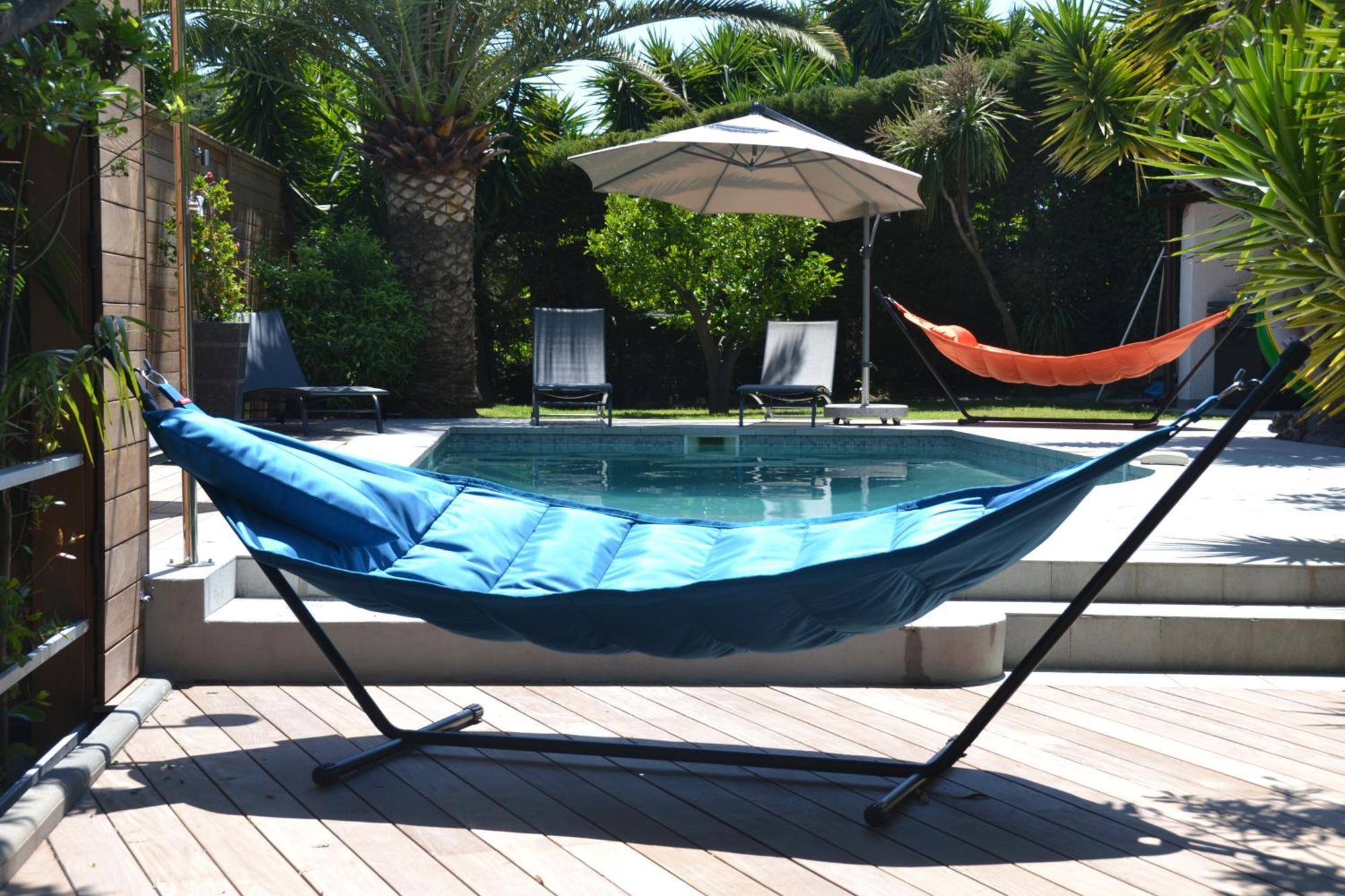 Pousada Villa: 15 Mins Walk To & Centre *